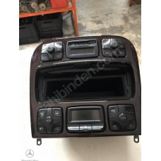 MERCEDES 220 S KASA KLİMA RADIO PANELİ